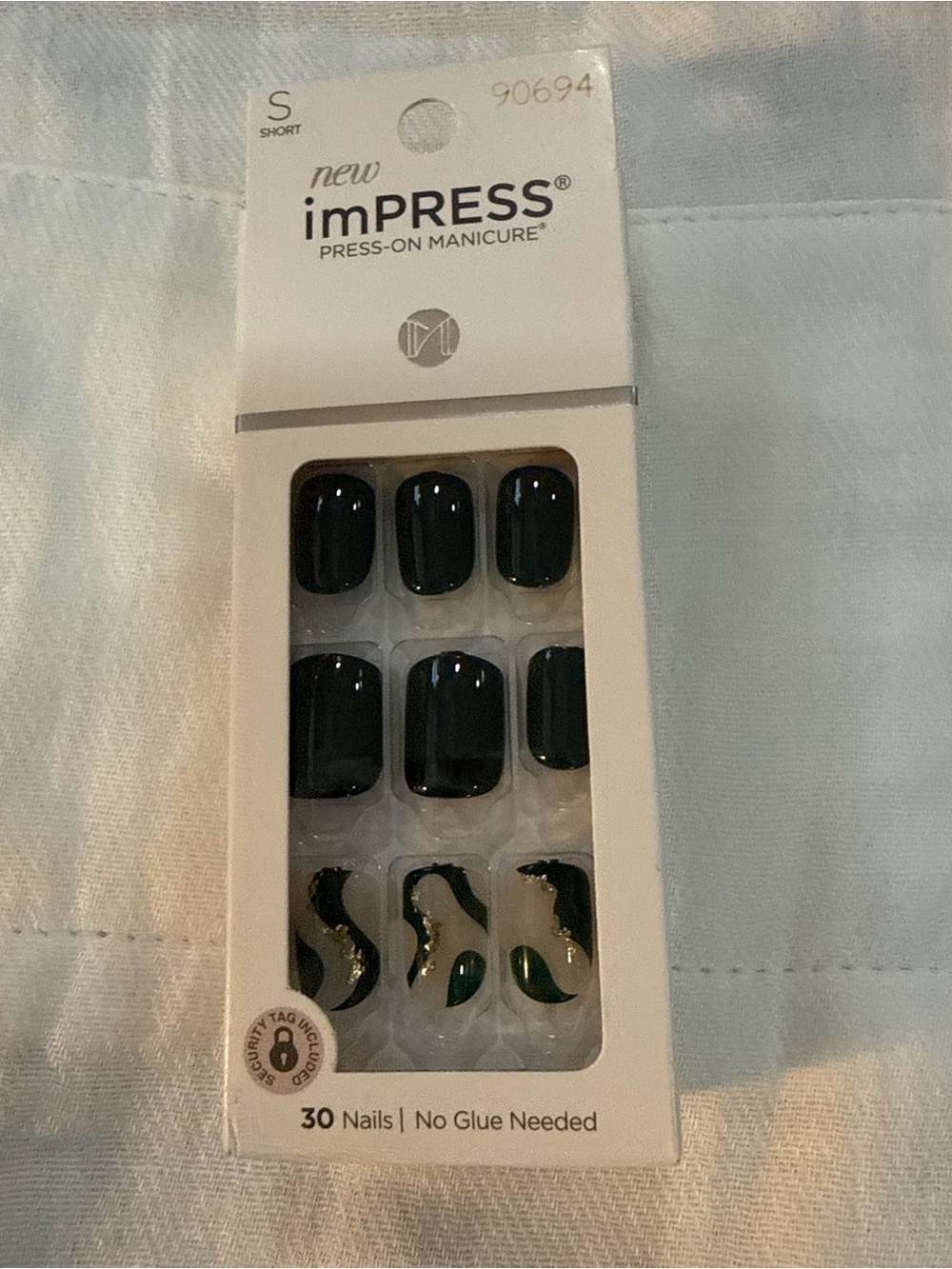 imPRESS Dark Green Press-On Nails with Gold Accent Waves - 30 Pack